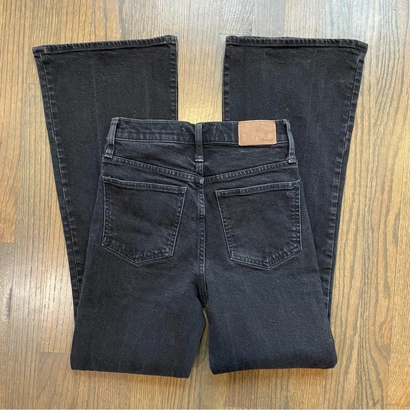 Madewell The Perfect Vintage Flare Jean in Sherborn Wash - Picture 10 of 12